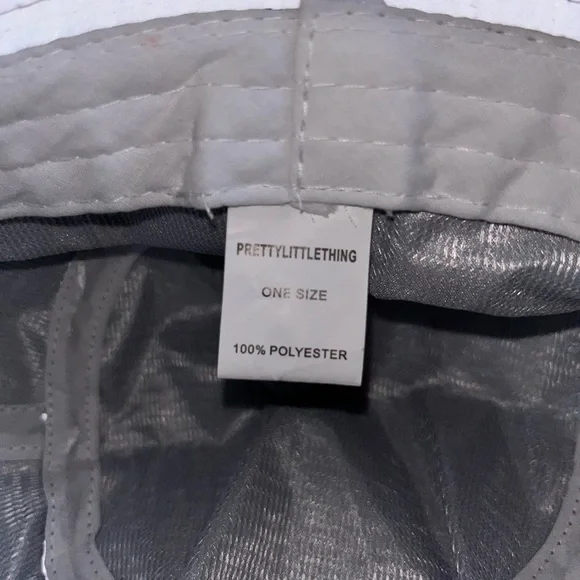 Pretty Little Thing Grey Reflective Bucket Hat One Size - Picture 3 of 3